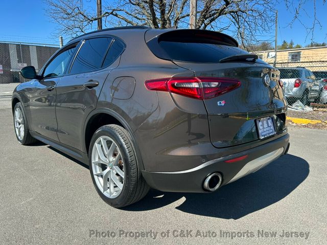 2018 Alfa Romeo Stelvio Ti Sport AWD, Package 22S ,Driver Assistance,Harman Kardon,NAV - 23011921 - 13