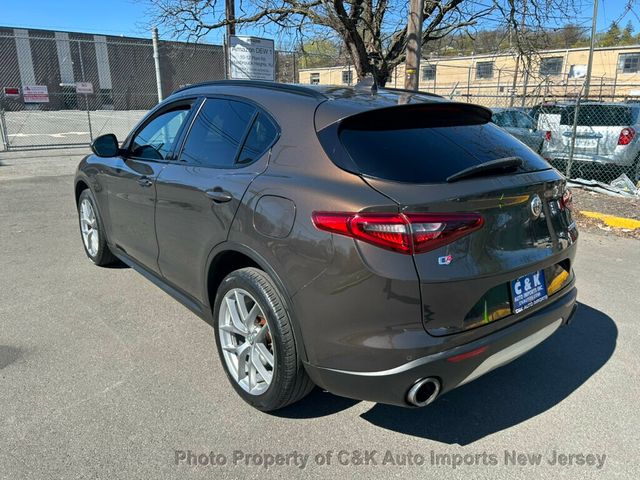 2018 Alfa Romeo Stelvio Ti Sport AWD, Package 22S ,Driver Assistance,Harman Kardon,NAV - 23011921 - 14