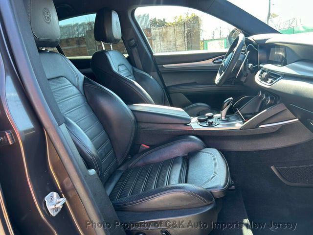 2018 Alfa Romeo Stelvio Ti Sport AWD, Package 22S ,Driver Assistance,Harman Kardon,NAV - 23011921 - 30