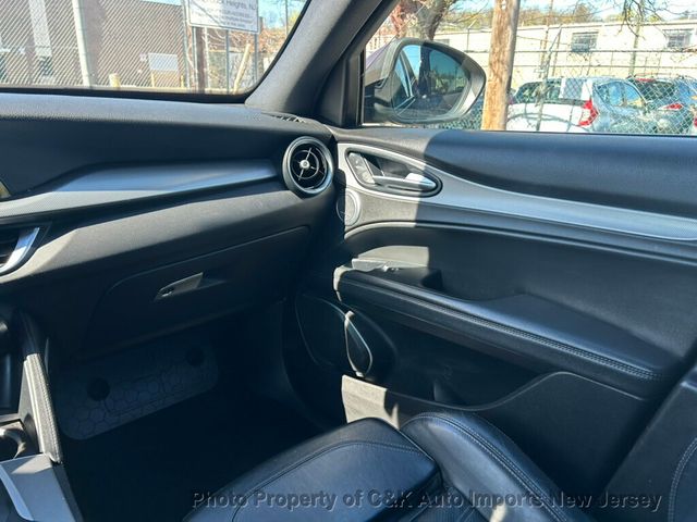 2018 Alfa Romeo Stelvio Ti Sport AWD, Package 22S ,Driver Assistance,Harman Kardon,NAV - 23011921 - 39