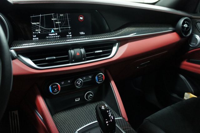 2018 Alfa Romeo Stelvio Quadrifoglio 505 HP, QUADRIFOGLIO - 22975768 - 34