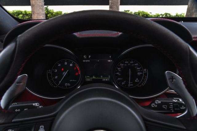 2018 Alfa Romeo Stelvio Quadrifoglio AWD - 23073269 - 16