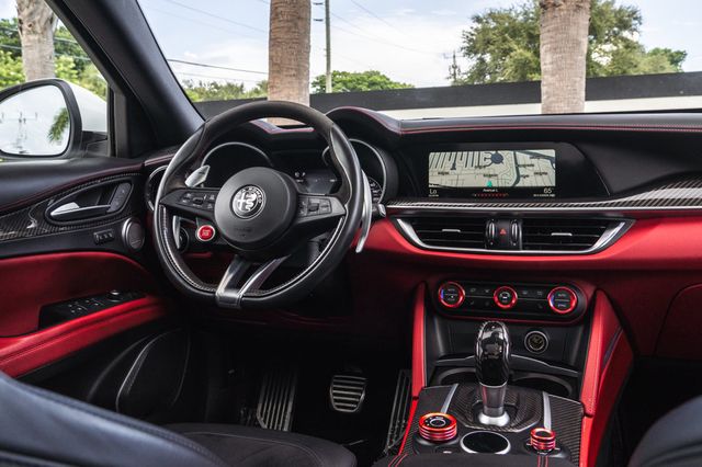 2018 Alfa Romeo Stelvio Quadrifoglio AWD - 23073269 - 18
