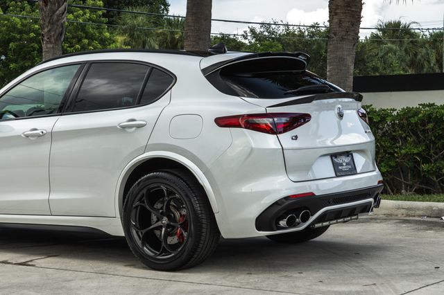 2018 Alfa Romeo Stelvio Quadrifoglio AWD - 23073269 - 4