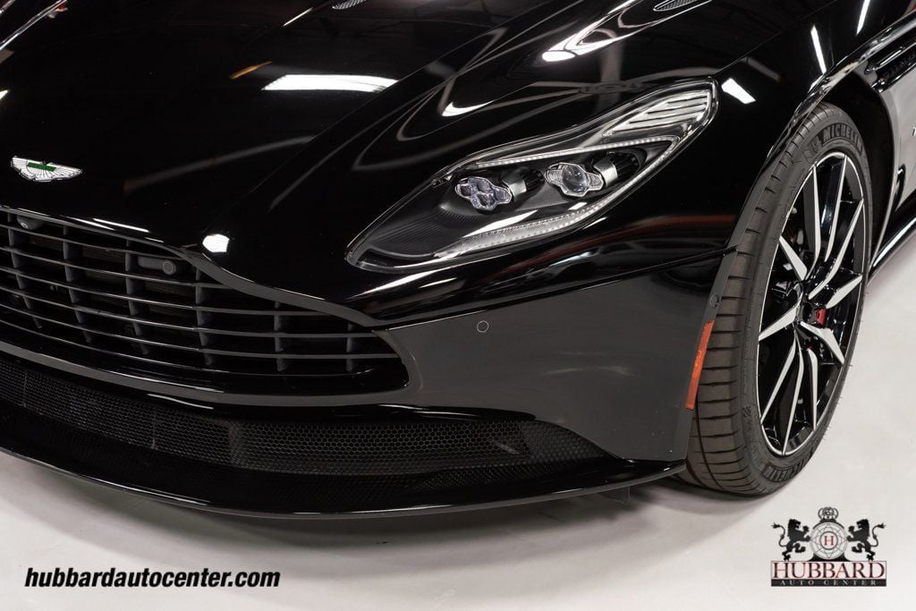 2018 Aston Martin DB11 V12 Coupe - 22459942 - 12