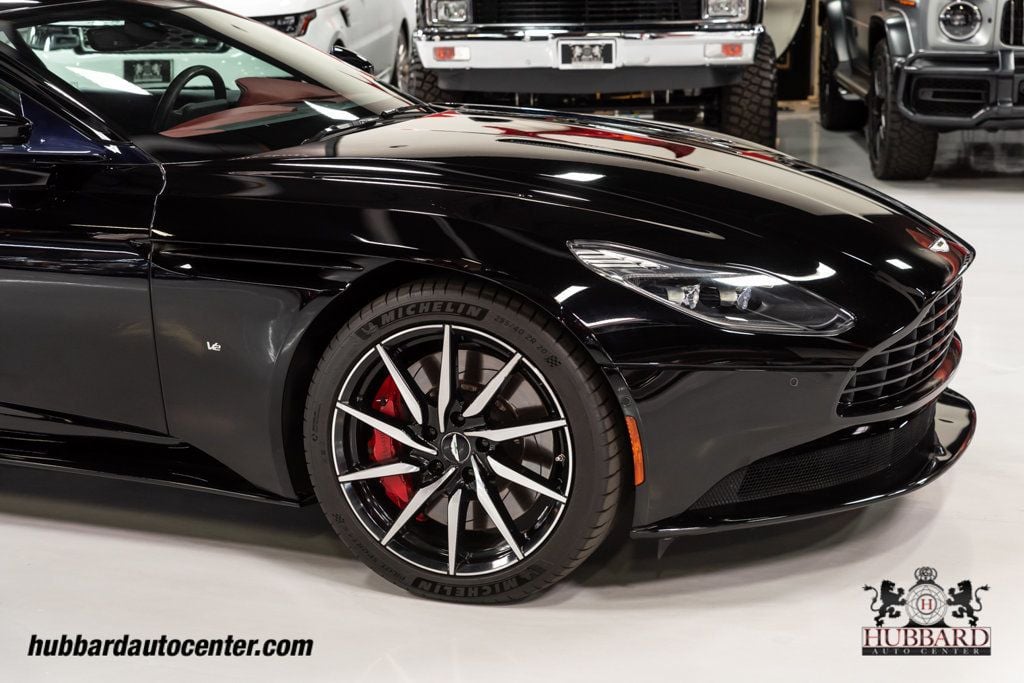 2018 Aston Martin DB11 V12 Coupe - 22459942 - 17