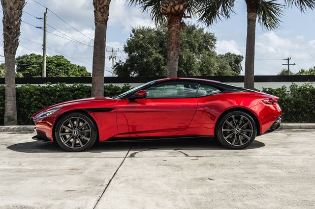 2018 Aston Martin DB11 V8 Coupe - 23099705 - 2