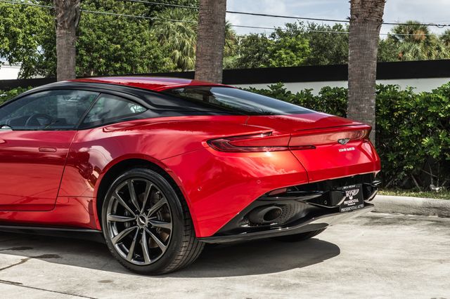 2018 Aston Martin DB11 V8 Coupe - 23099705 - 4