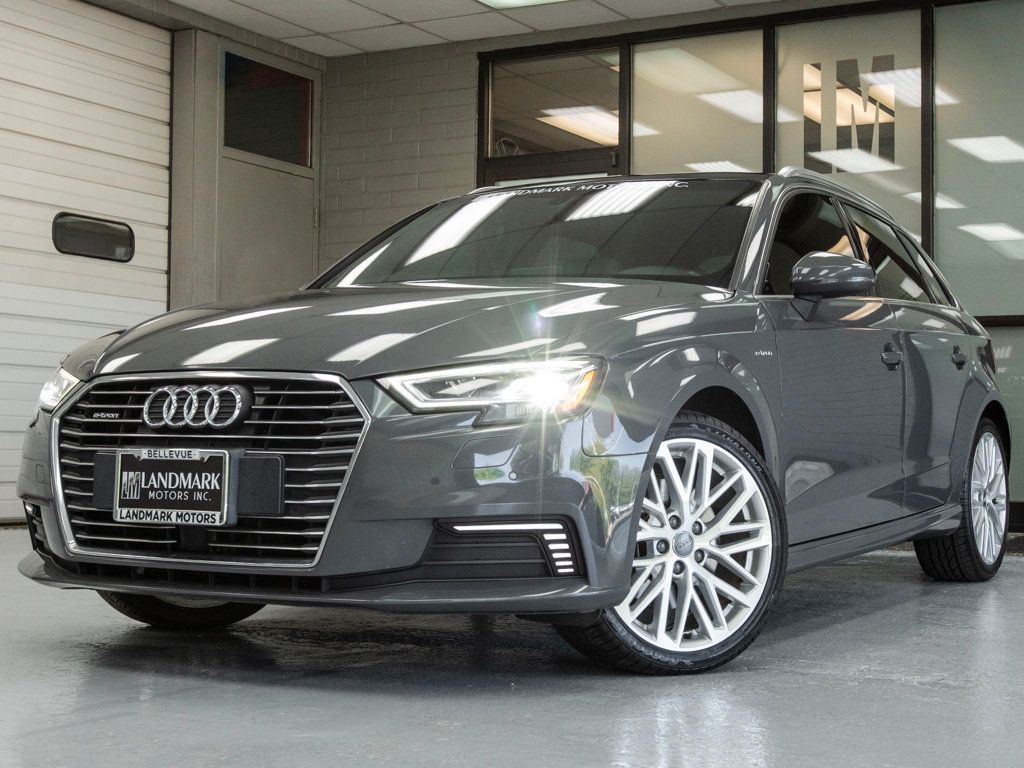 2018 Audi A3 E-tron TFSI Premium Plus photo 2