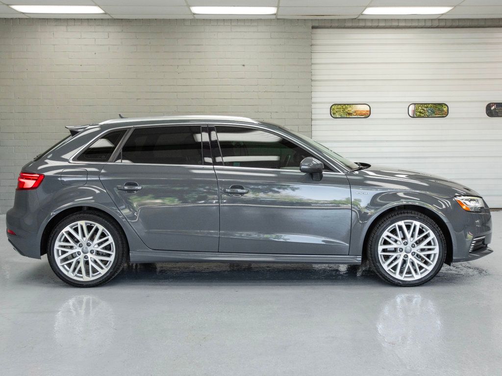 2018 Audi A3 E-tron TFSI Premium Plus photo 3