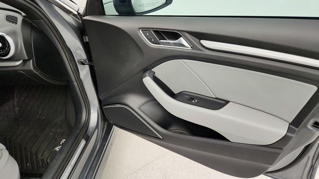 2018 Audi A3 Sportback e-tron 1.4 TFSI PHEV Prestige with Sport Package - 22949132 - 25