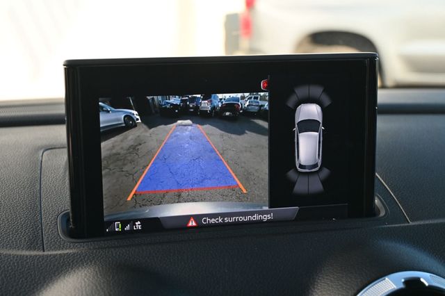 2018 Audi A3 Sportback e-tron Premium Plus - 22973311 - 10