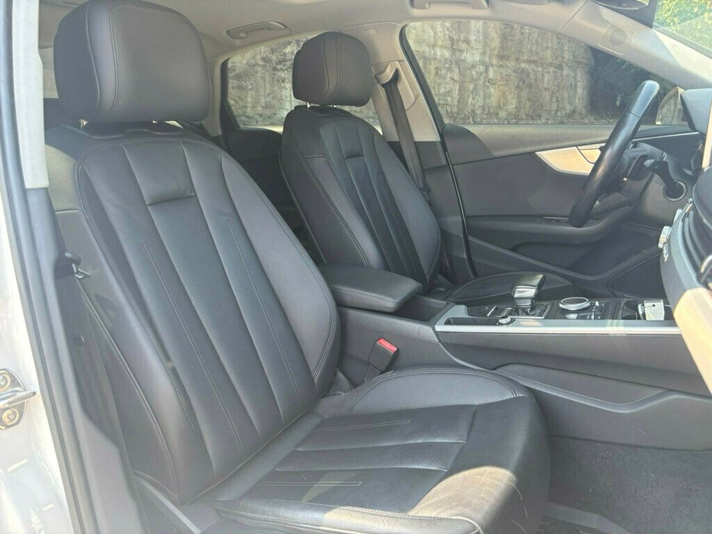 2018 Audi A4 2.0T Quattro Premium Plus photo 3