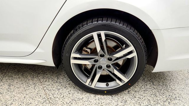 2018 Audi A4 2.0 TFSI Premium Plus S Tronic quattro AWD w/ Nav & Telematics - 22999479 - 8