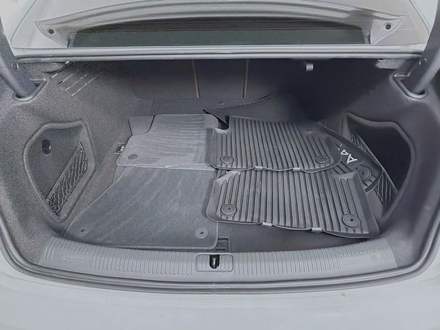 2018 Audi A4 2.0 TFSI Premium S Tronic quattro AWD - 22990368 - 26