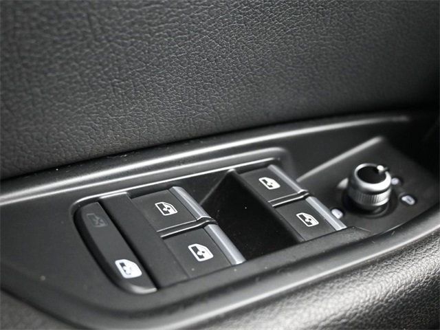 2018 Audi A4 2.0 TFSI ultra Premium S Tronic FWD - 22951357 - 16