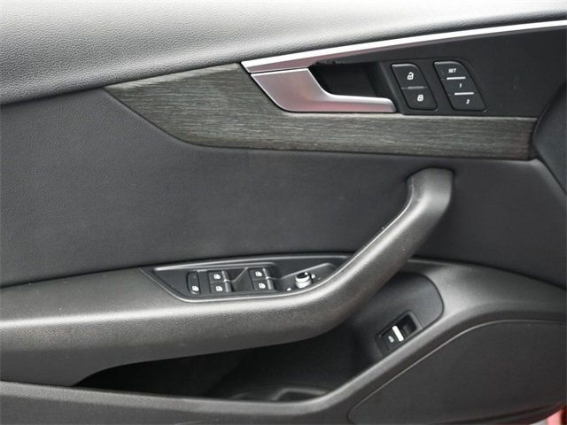 2018 Audi A4 2.0 TFSI ultra Premium S Tronic FWD - 22951357 - 24