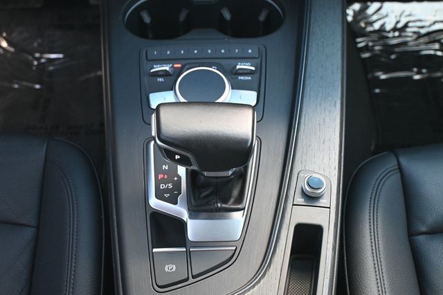 2018 Audi A4 Premium Plus Quattro AWD Navigation/Telematics Package - 22985236 - 13