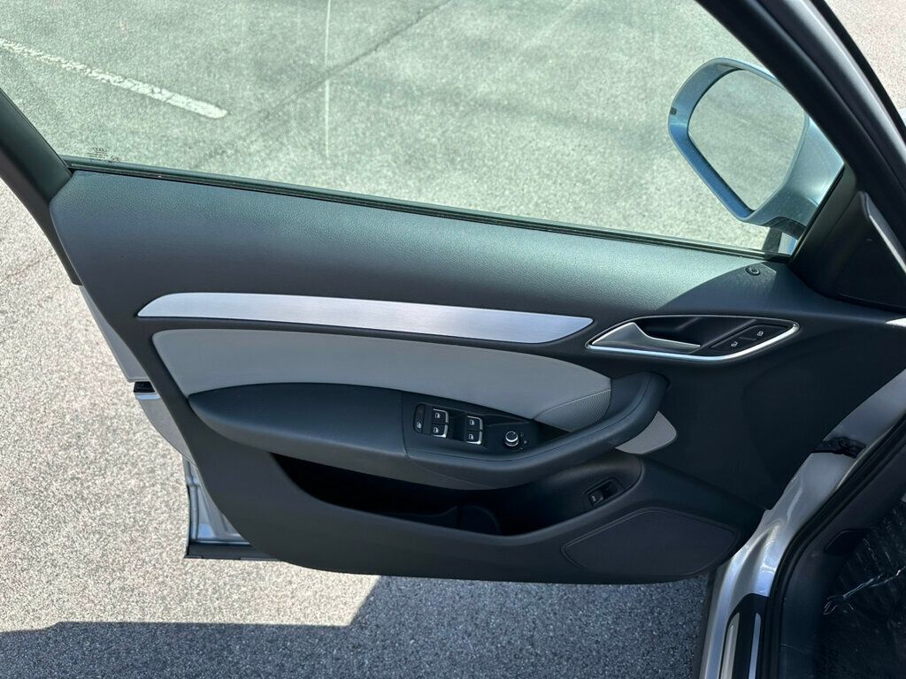 2018 Audi Q3 2.0 TFSI Premium FWD - 22359670 - 15