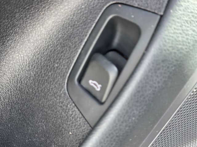 2018 Audi Q3 2.0 TFSI Premium FWD - 22950627 - 25