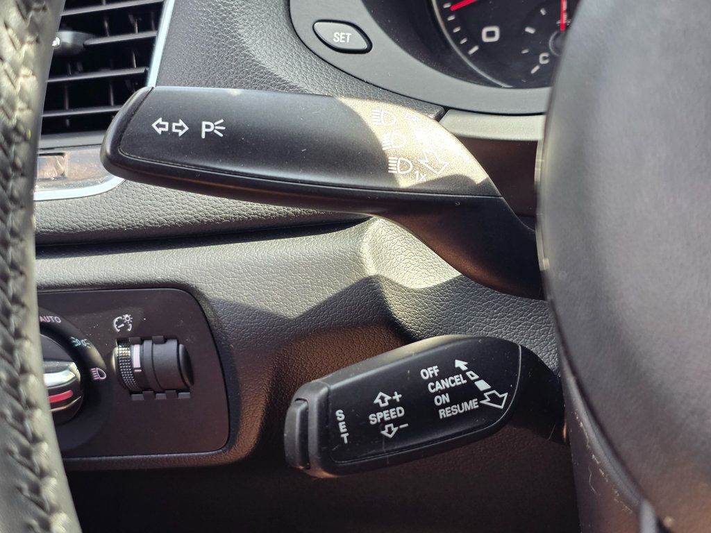 2018 Audi Q3 2.0 TFSI Premium FWD - 22950627 - 40