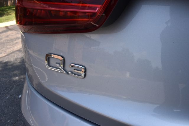2018 Audi Q3 2.0 TFSI Premium Plus quattro AWD - 23065027 - 32