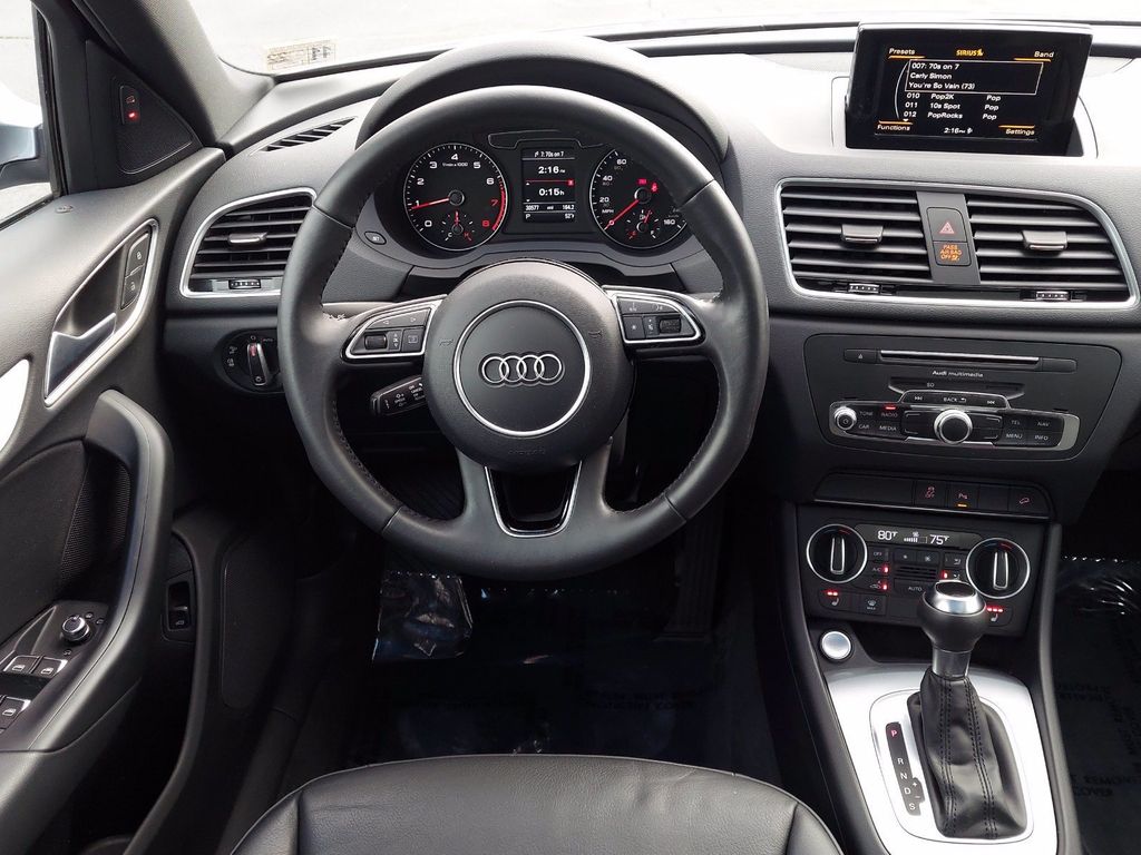 2018 Audi Q3 2.0 TFSI Premium Plus quattro AWD - 21118231 - 9