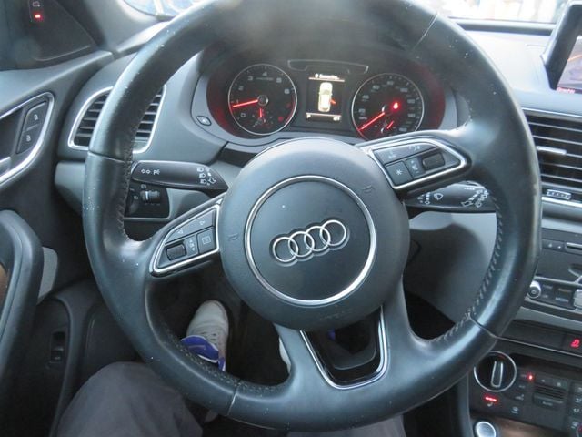 2018 Audi Q3 2.0 TFSI Premium Plus quattro AWD(clear title) - 22961350 - 10