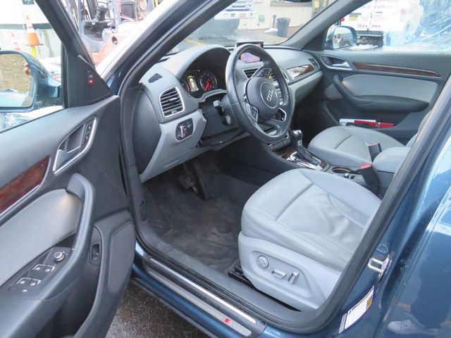 2018 Audi Q3 2.0 TFSI Premium Plus quattro AWD(clear title) - 22961350 - 8