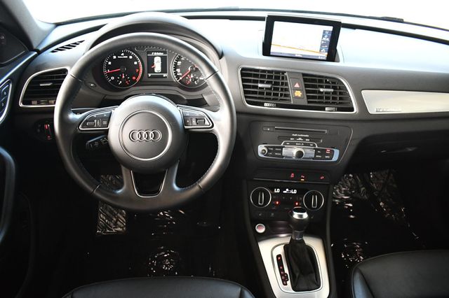 2018 Audi Q3 2.0 TFSI Premium Plus quattro AWD SUV W/Navigation - 22493904 - 45