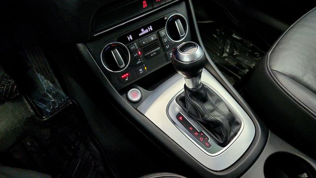 2018 Audi Q3 2.0 TFSI Premium Plus quattro AWD w/ MMI Navigation Plus Package - 22960339 - 16