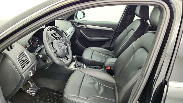 2018 Audi Q3 2.0 TFSI Premium Plus quattro AWD w/ MMI Navigation Plus Package - 22960339 - 21