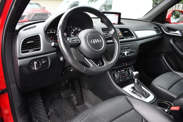 2018 Audi Q3 2.0 TFSI Premium quattro AWD - 23063242 - 16