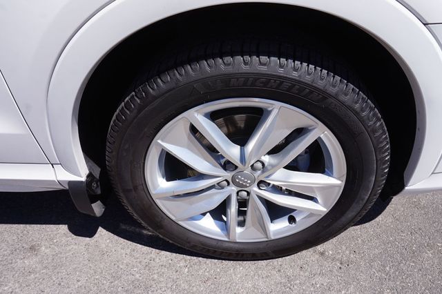 2018 Audi Q3 PREMIUM PLUS QUATTRO, PREMIUM WHEELS, LEATHER SEATS, MOON ROOF - 23011040 - 15