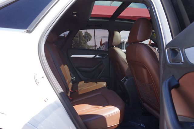 2018 Audi Q3 PREMIUM PLUS QUATTRO, PREMIUM WHEELS, LEATHER SEATS, MOON ROOF - 23011040 - 19