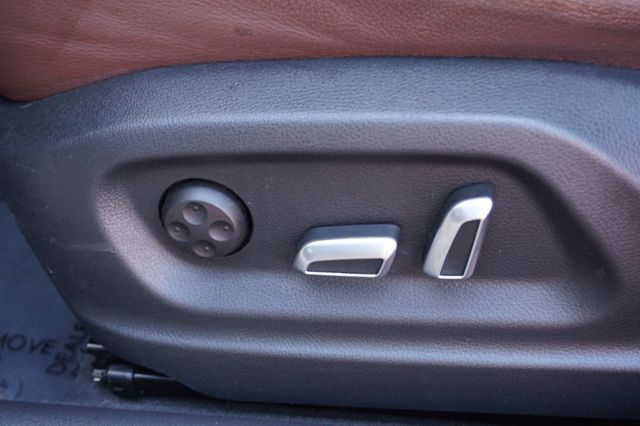 2018 Audi Q3 PREMIUM PLUS QUATTRO, PREMIUM WHEELS, LEATHER SEATS, MOON ROOF - 23011040 - 22