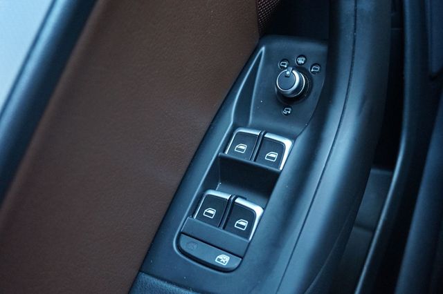 2018 Audi Q3 PREMIUM PLUS QUATTRO, PREMIUM WHEELS, LEATHER SEATS, MOON ROOF - 23011040 - 23