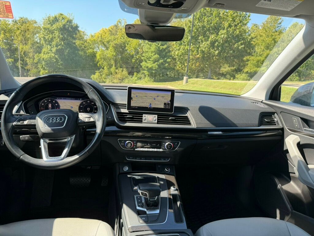 2018 Audi Q5 Premium Plus photo 10
