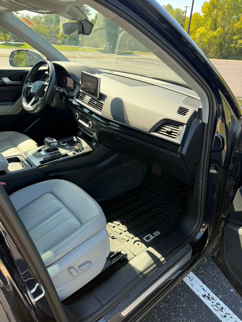 2018 Audi Q5 Premium Plus photo 11