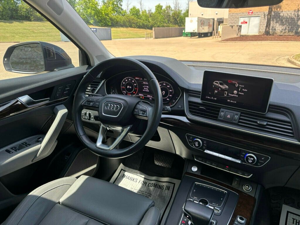 2018 Audi Q5 2018 Audi Q5 2.0T Quattro Premium Plus - 23016595 - 24