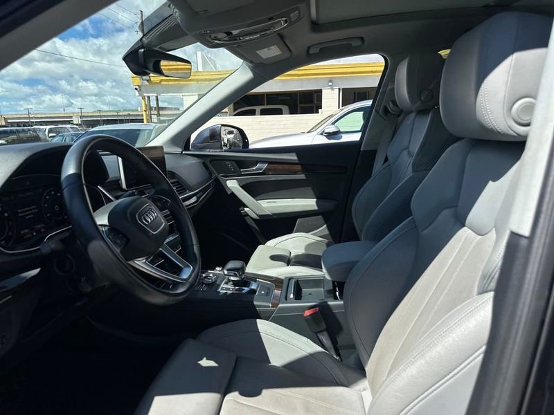 2018 Audi Q5 Premium Plus photo 11