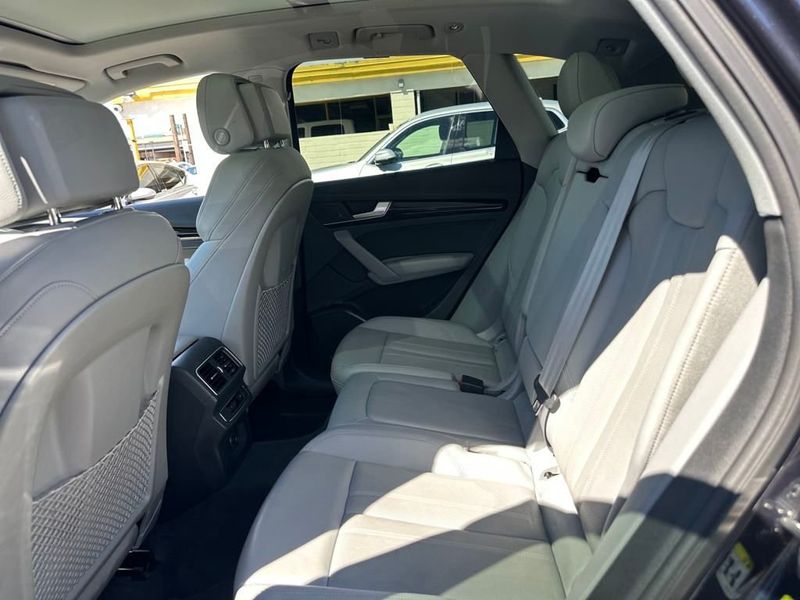 2018 Audi Q5 Premium Plus photo 13