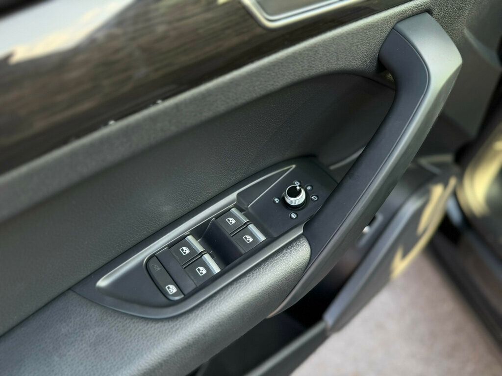 2018 Audi Q5 TFSI Premium photo 12