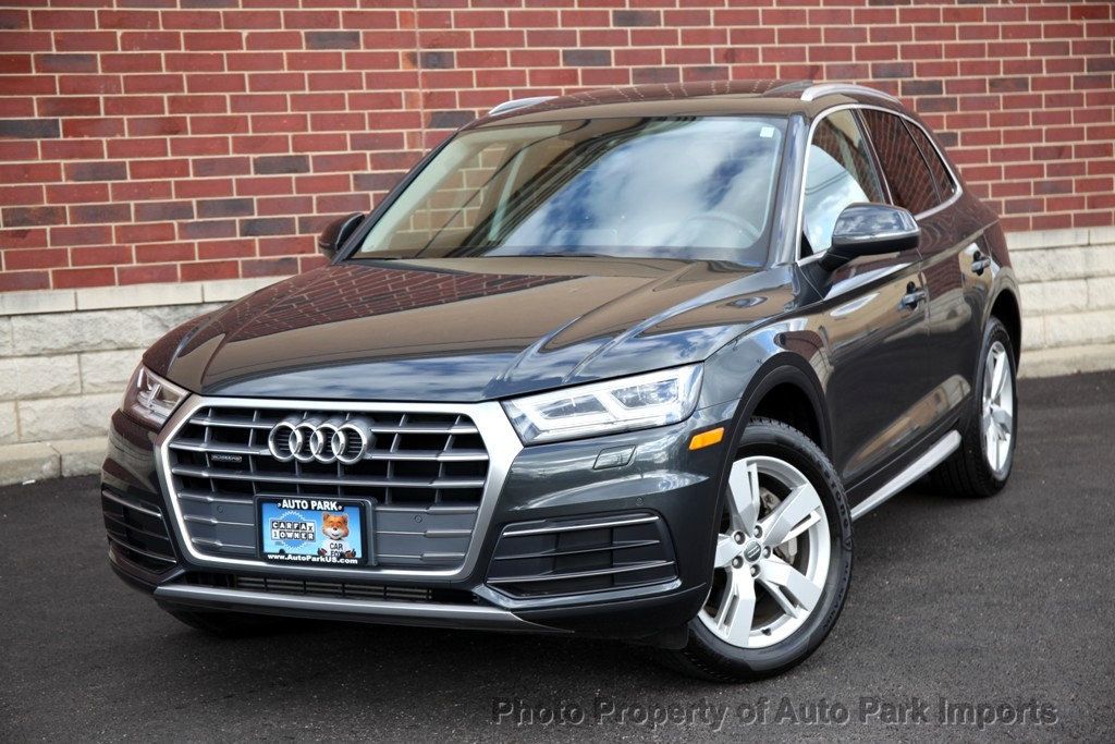 2018 Audi Q5 TFSI Premium Plus photo 2