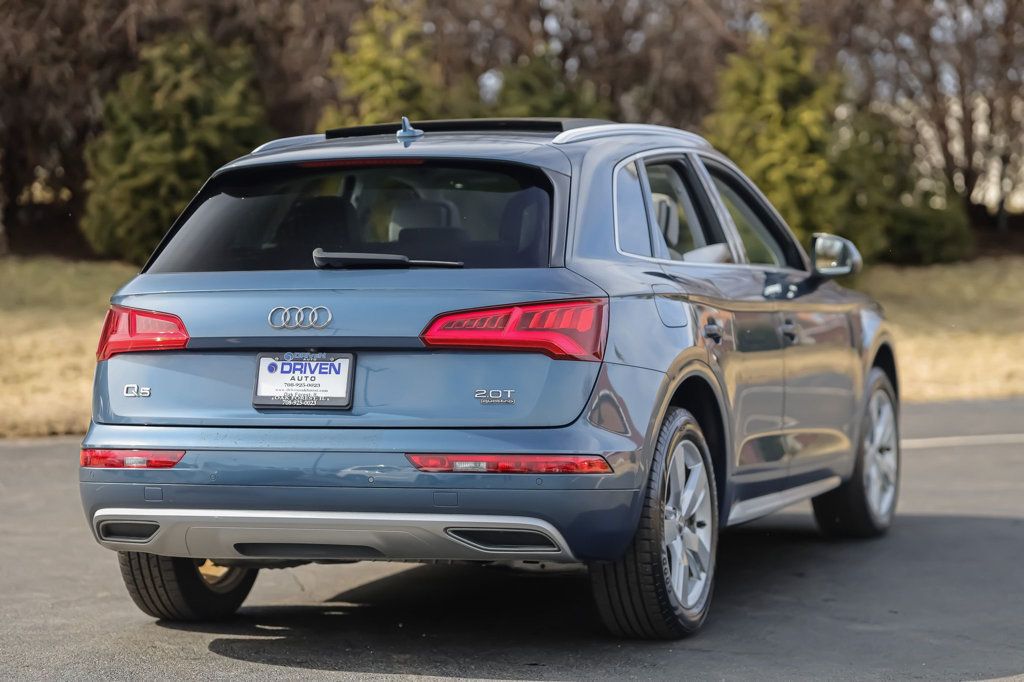 2018 Audi Q5 TFSI Premium Plus photo 11