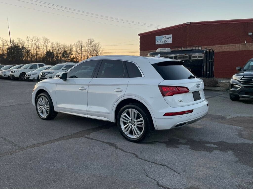 2018 Audi Q5 2.0 TFSI Premium Plus - 22743216 - 3