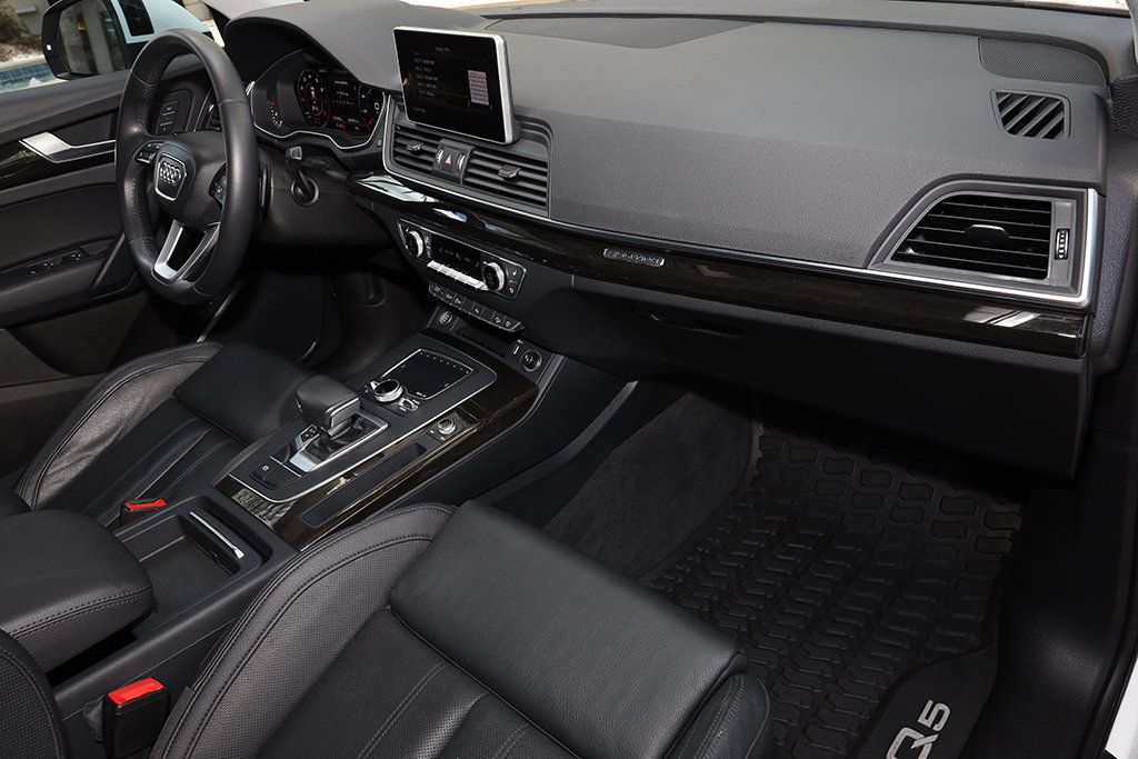2018 Audi Q5 2.0 TFSI Premium Plus - 22924136 - 40