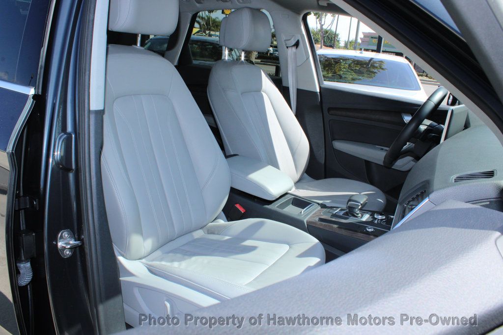Audi Q5 photo 11