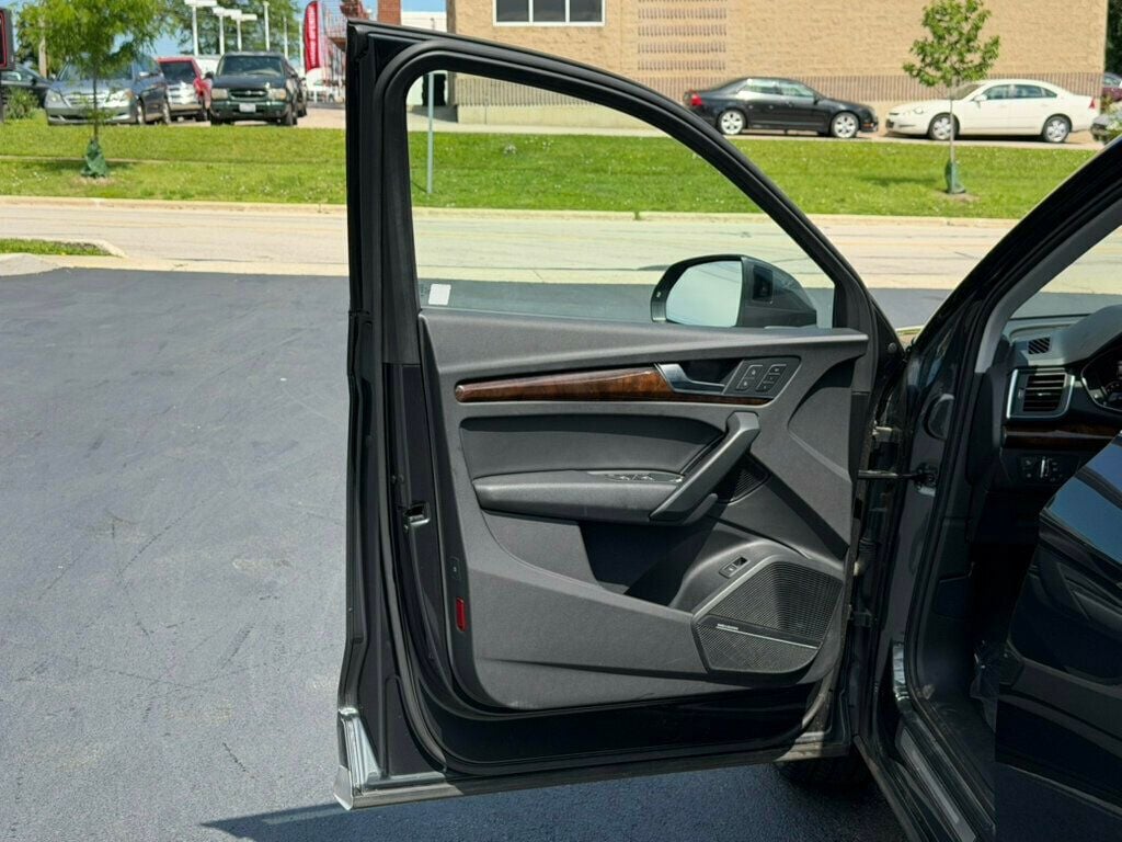2018 Audi Q5 2.0 TFSI Premium Plus - 23043274 - 21