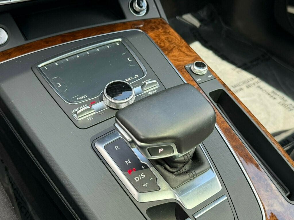 2018 Audi Q5 2.0 TFSI Premium Plus - 23043274 - 29